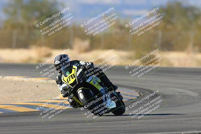 media/Jan-10-2025-CVMA Friday Practice (Fri) [[489e0da257]]/Group 4 and Trackday/Session 5 (Turn 7)/